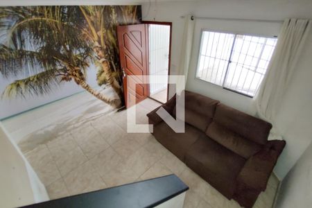 Sala de casa para alugar com 2 quartos, 98m² em Mirim, Praia Grande