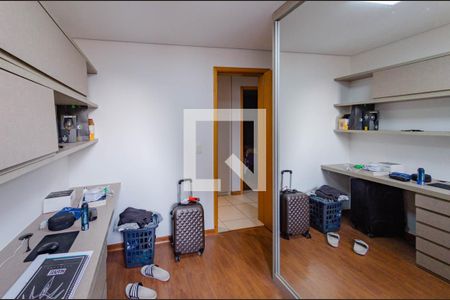 Quarto 1 de apartamento à venda com 3 quartos, 90m² em Buritis, Belo Horizonte