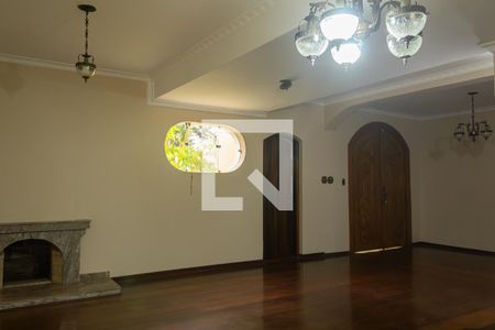 Sala de casa para alugar com 4 quartos, 800m² em Suissa, Ribeirão Pires