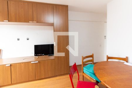 Sala de apartamento para alugar com 1 quarto, 35m² em Indianópolis, São Paulo