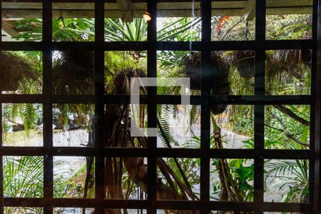 Casa à venda com 500m², 4 quartos e 5 vagas Casa à venda com 500m², 4 quartos e 5 vagasVista