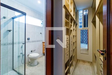 Casa à venda com 500m², 4 quartos e 5 vagas Casa à venda com 500m², 4 quartos e 5 vagasBanheiro do Quarto 1