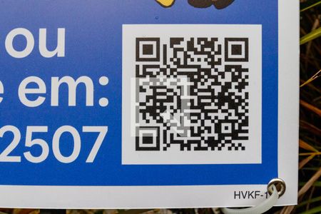 Casa à venda com 500m², 4 quartos e 5 vagas Casa à venda com 500m², 4 quartos e 5 vagasPlaquinha
