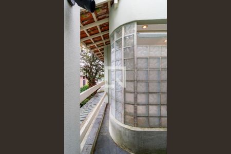 Casa à venda com 500m², 4 quartos e 5 vagas Casa à venda com 500m², 4 quartos e 5 vagasQuarto 4