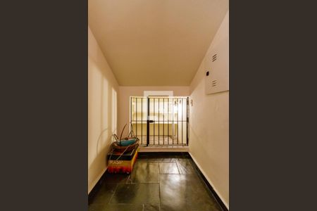 Casa à venda com 500m², 4 quartos e 5 vagas Casa à venda com 500m², 4 quartos e 5 vagasSala 2