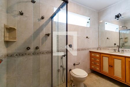 Casa à venda com 500m², 4 quartos e 5 vagas Casa à venda com 500m², 4 quartos e 5 vagasBanheiro do Quarto 1