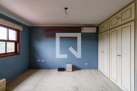 Casa à venda com 500m², 4 quartos e 5 vagas Casa à venda com 500m², 4 quartos e 5 vagasQuarto 3