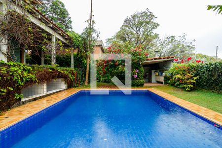 Casa à venda com 500m², 4 quartos e 5 vagas Casa à venda com 500m², 4 quartos e 5 vagasÁrea comum