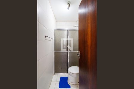 Casa à venda com 500m², 4 quartos e 5 vagas Casa à venda com 500m², 4 quartos e 5 vagasBanheiro