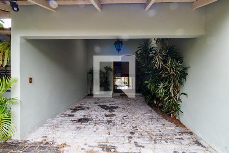 Casa à venda com 500m², 4 quartos e 5 vagas Casa à venda com 500m², 4 quartos e 5 vagasÁrea Externa