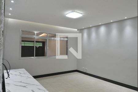 Sala de casa à venda com 3 quartos, 183m² em Vila Metalúrgica, Santo André