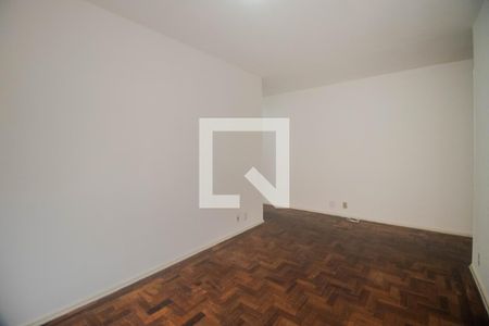 Sala de apartamento à venda com 1 quarto, 44m² em Passo D’areia, Porto Alegre