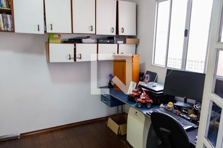 Casa à venda com 280m², 5 quartos e 2 vagas Casa à venda com 280m², 5 quartos e 2 vagasEscritório