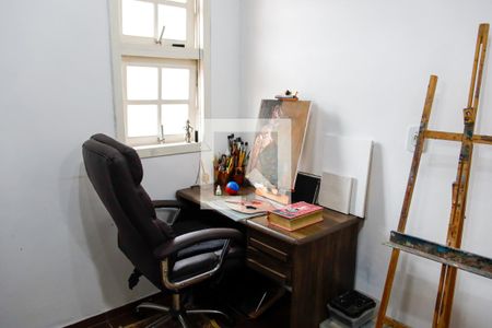 Casa à venda com 280m², 5 quartos e 2 vagas Casa à venda com 280m², 5 quartos e 2 vagasQuarto 2