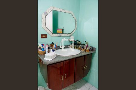 Casa à venda com 280m², 5 quartos e 2 vagas Casa à venda com 280m², 5 quartos e 2 vagasBanheiro da Suíte 3