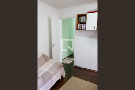 Casa à venda com 280m², 5 quartos e 2 vagas Casa à venda com 280m², 5 quartos e 2 vagasEscritório