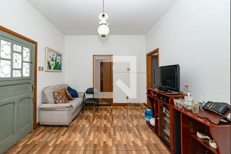 Sala 1 de casa para alugar com 3 quartos, 360m² em Bonfim, Belo Horizonte