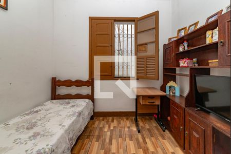 Quarto 1 de casa à venda com 3 quartos, 360m² em Bonfim, Belo Horizonte