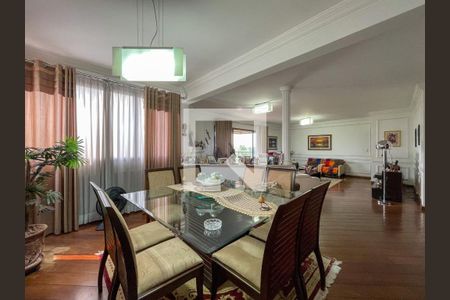 Apartamento à venda com 4 quartos, 212m² em Vila Sonia, São Paulo