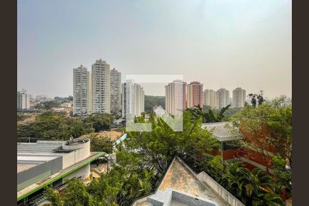 Apartamento à venda com 4 quartos, 212m² em Vila Sonia, São Paulo