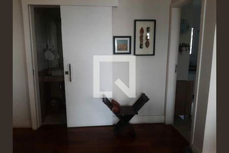 Apartamento à venda com 3 quartos, 136m² em Vila Suzana, São Paulo