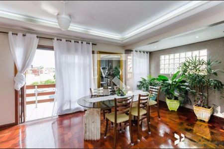 Casa à venda com 4 quartos, 245m² em Jardim Itu, Porto Alegre