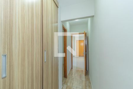 Corredor de apartamento à venda com 3 quartos, 70m² em Santa Efigenia, Belo Horizonte