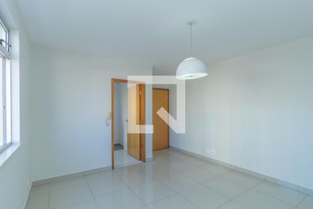 Sala de apartamento à venda com 3 quartos, 70m² em Santa Efigenia, Belo Horizonte