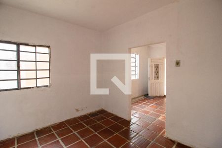 Casa para alugar com 180m², 3 quartos e 4 vagas Casa para alugar com 180m², 3 quartos e 4 vagasDepósito