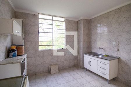 Casa para alugar com 180m², 3 quartos e 4 vagas Casa para alugar com 180m², 3 quartos e 4 vagasCozinha Sobrado