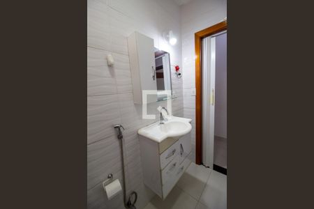 Casa para alugar com 180m², 3 quartos e 4 vagas Casa para alugar com 180m², 3 quartos e 4 vagasBanheiro