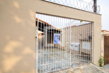 Casa para alugar com 180m², 3 quartos e 4 vagas Casa para alugar com 180m², 3 quartos e 4 vagasFachada