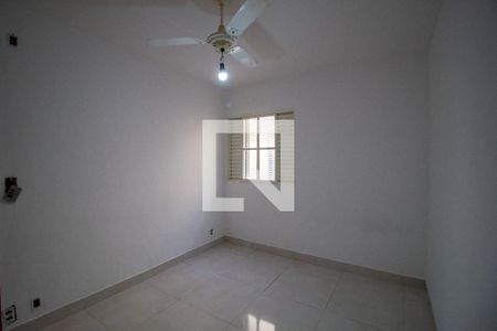 Casa para alugar com 180m², 3 quartos e 4 vagas Casa para alugar com 180m², 3 quartos e 4 vagasQuarto 3