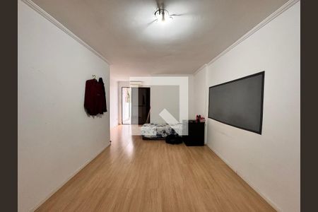 suite de casa para alugar com 3 quartos, 133m² em Vila Camilópolis, Santo André