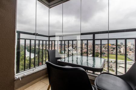 Varanda de apartamento à venda com 2 quartos, 61m² em Jardim Tupanci, Barueri