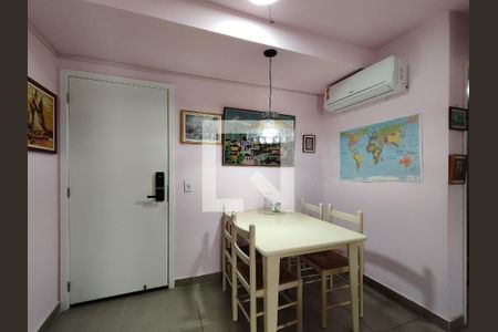 Sala de apartamento à venda com 2 quartos, 60m² em Vila Isabel, Rio de Janeiro