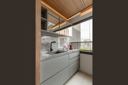 Cozinha de kitnet/studio para alugar com 1 quarto, 28m² em Itaim Bibi, São Paulo