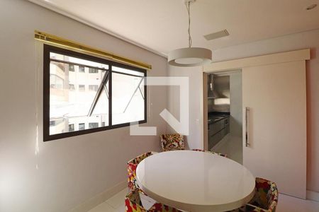 Foto 14 de apartamento à venda com 3 quartos, 246m² em Itaim Bibi, São Paulo