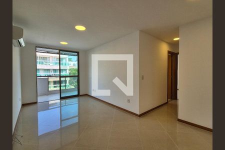 Sala de apartamento para alugar com 2 quartos, 90m² em Recreio dos Bandeirantes, Rio de Janeiro