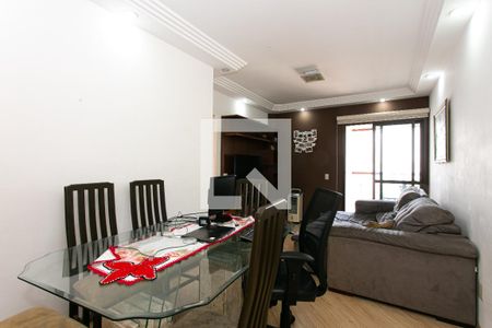 Apartamento à venda com 70m², 2 quartos e 2 vagasSala