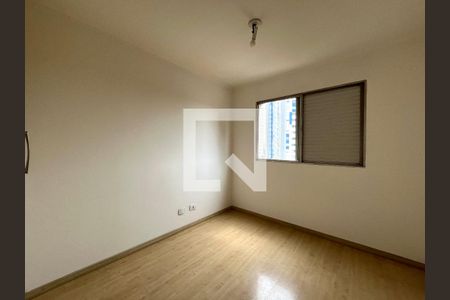 Quarto 1 de apartamento para alugar com 3 quartos, 67m² em Vila Guarani, São Paulo