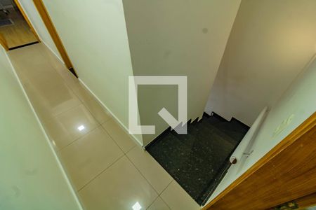 Corredor  de casa à venda com 2 quartos, 97m² em Vila Alexandria, São Paulo