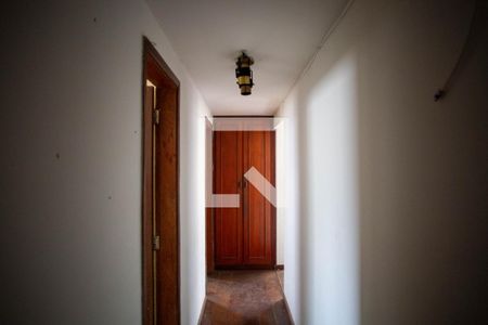 Corredor de apartamento à venda com 3 quartos, 95m² em Cruzeiro, Belo Horizonte