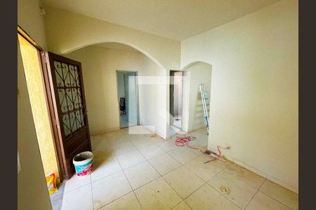 Sala de casa à venda com 2 quartos, 180m² em Riacho das Pedras, Contagem