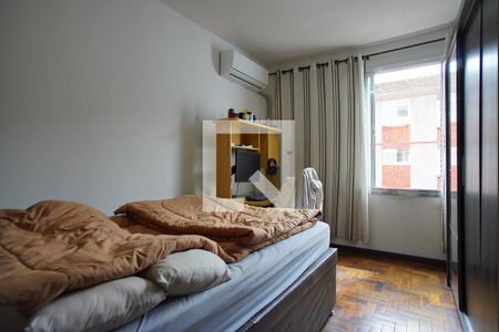 Quarto de apartamento à venda com 1 quarto, 39m² em Jardim Itu, Porto Alegre