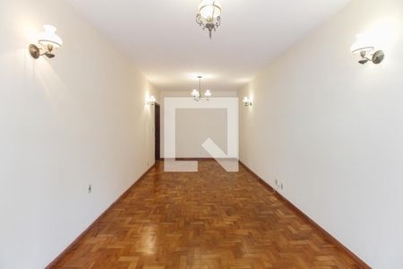 Sala de casa para alugar com 3 quartos, 125m² em Vila Esperança, São Paulo