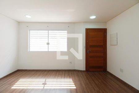 Sala  de casa de condomínio à venda com 2 quartos, 102m² em Chácara Seis de Outubro, São Paulo