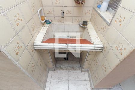 Apartamento à venda com 96m², 2 quartos e 1 vaga Apartamento à venda com 96m², 2 quartos e 1 vagaLavanderia