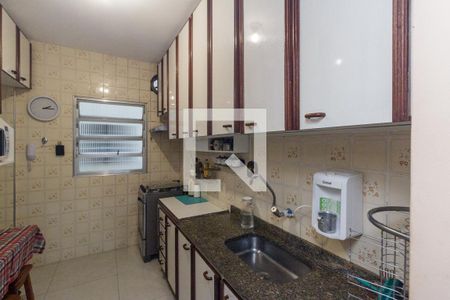 Apartamento à venda com 96m², 2 quartos e 1 vaga Apartamento à venda com 96m², 2 quartos e 1 vagaCozinha