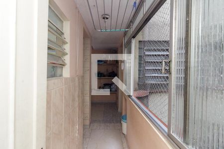 Apartamento à venda com 96m², 2 quartos e 1 vaga Apartamento à venda com 96m², 2 quartos e 1 vagaLavanderia